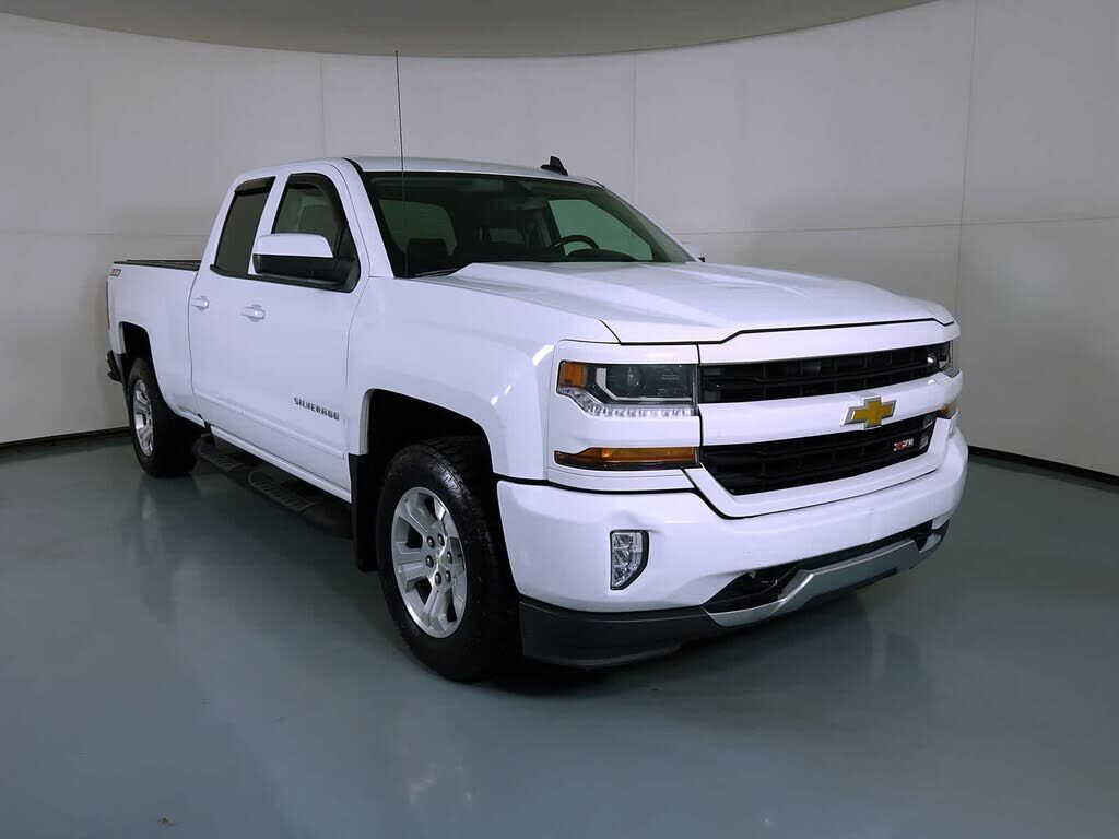2018 CHEVROLET Silverado