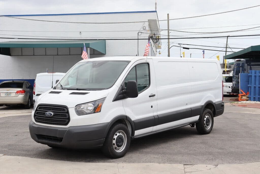 2018 FORD Transit