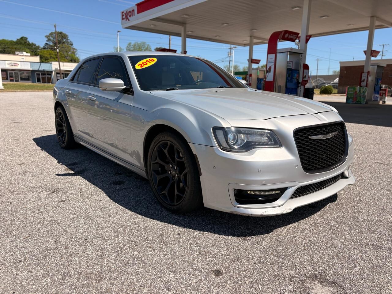2019 CHRYSLER 300