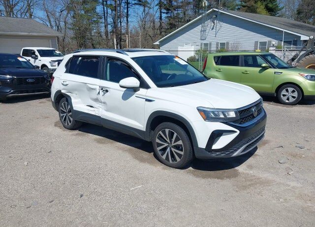 2022 VOLKSWAGEN Taos