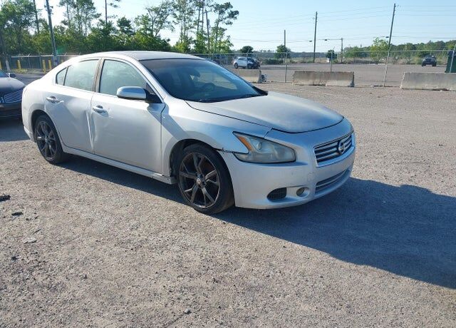 2012 NISSAN Maxima
