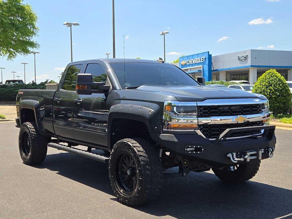 2017 CHEVROLET Silverado