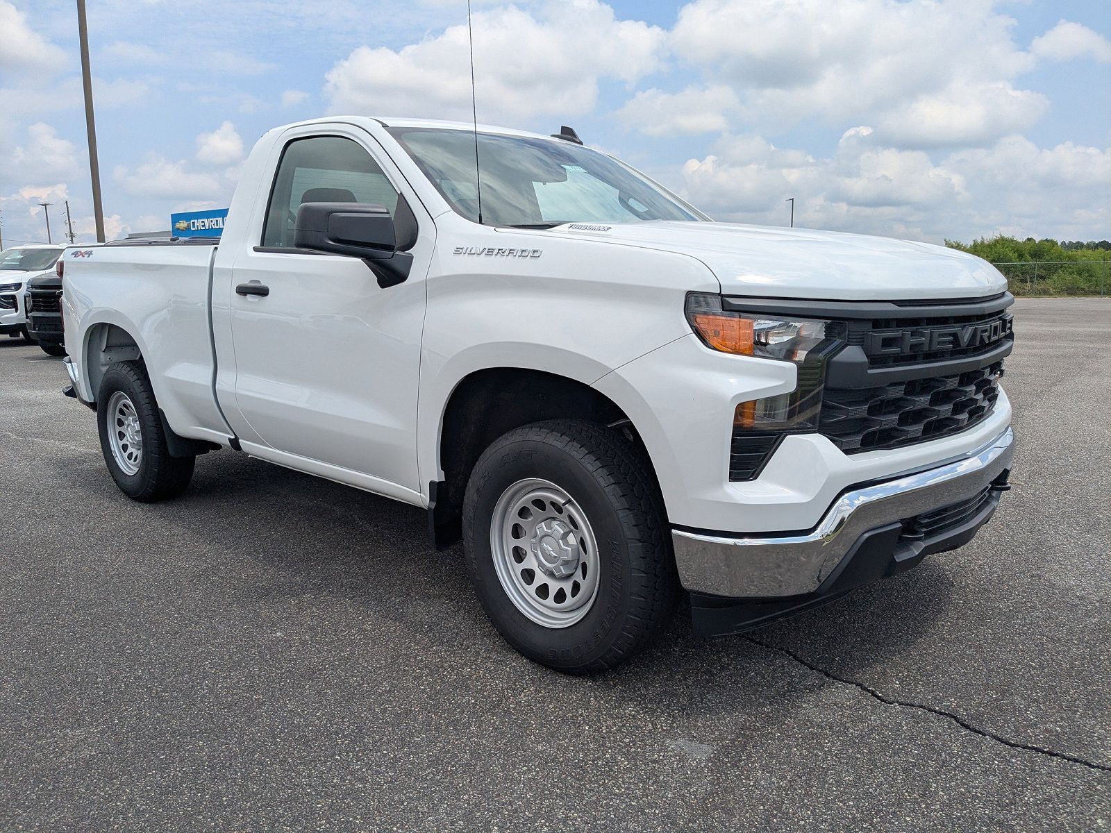 2025 CHEVROLET Silverado