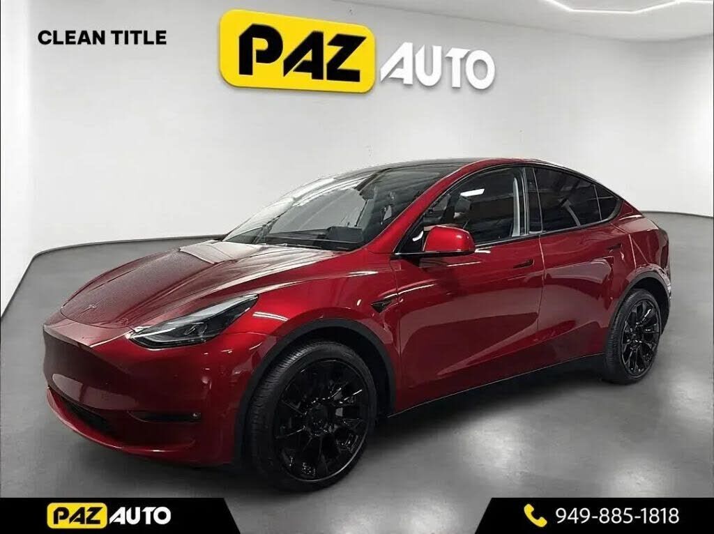 2024 TESLA Model Y