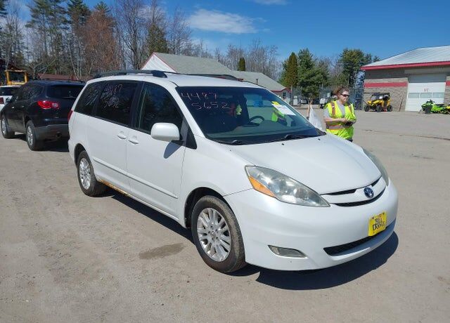 2007 TOYOTA Sienna
