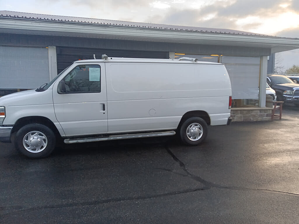 2012 FORD E-250