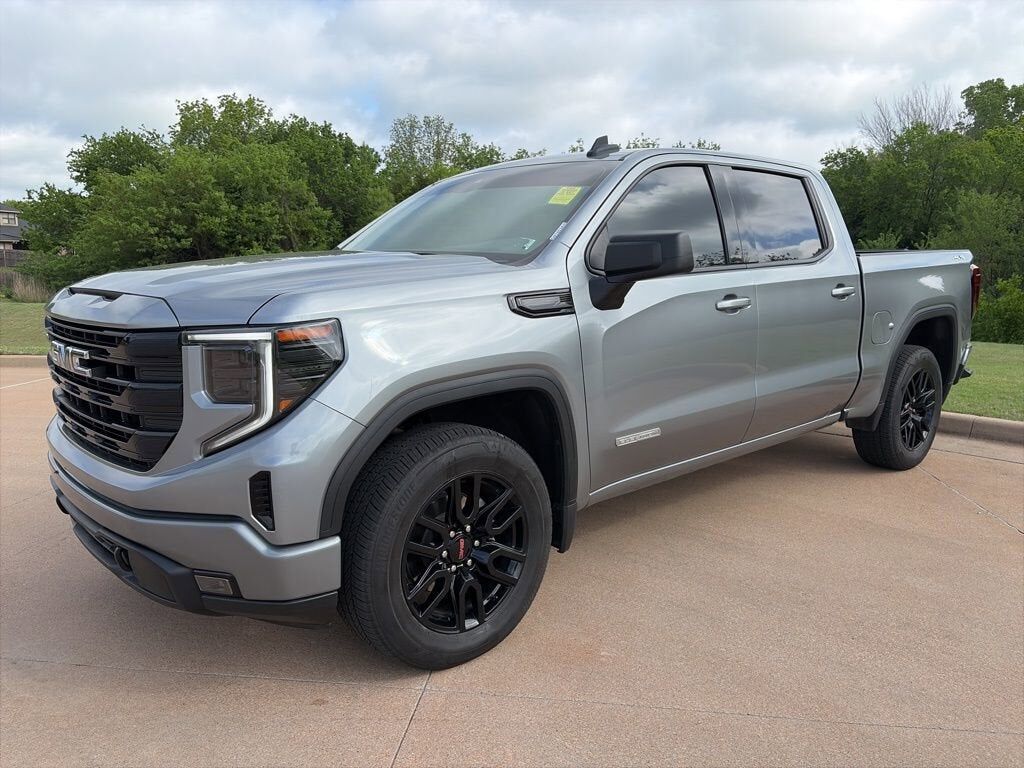 2024 GMC Sierra