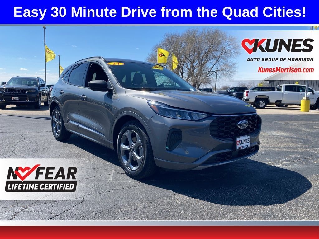 2024 FORD Escape