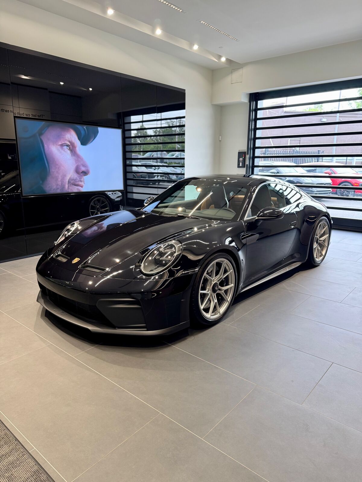 2025 PORSCHE 911