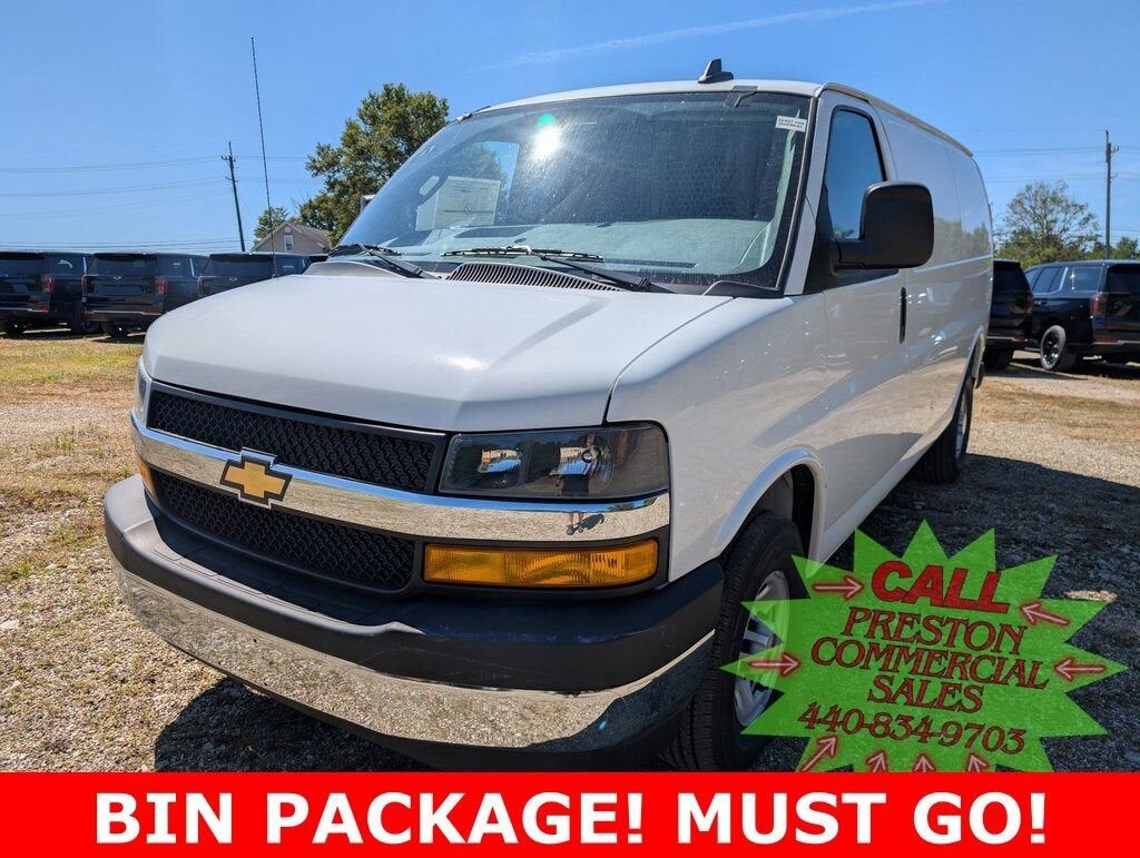 2025 CHEVROLET Express