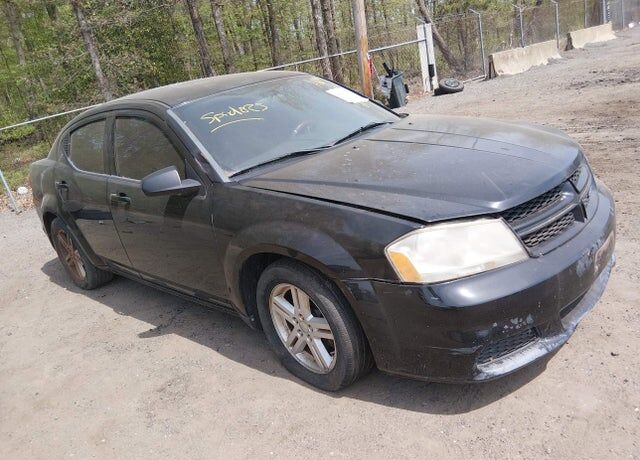 2012 DODGE Avenger