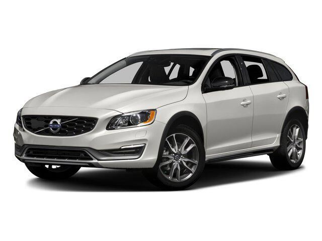 2016 VOLVO V60CC