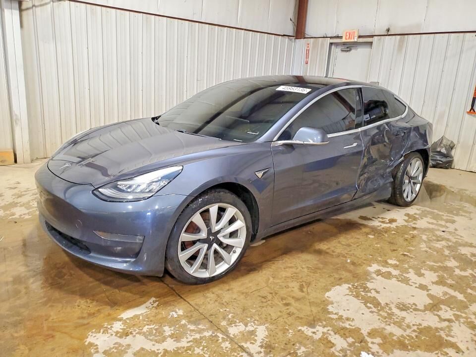 2020 TESLA Model 3