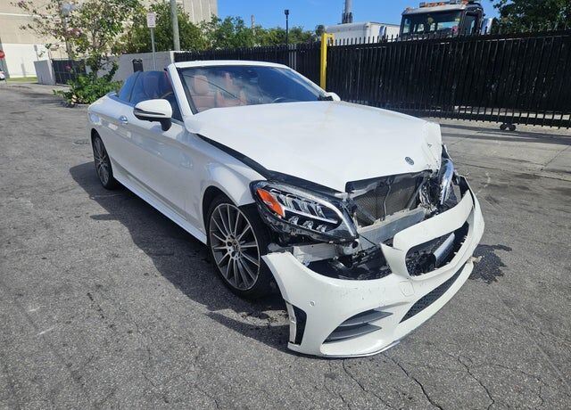 2019 MERCEDES-BENZ C-Class