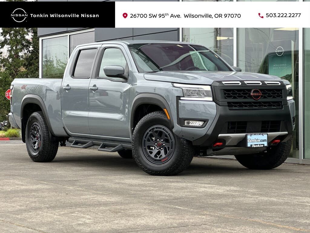 2025 NISSAN Frontier