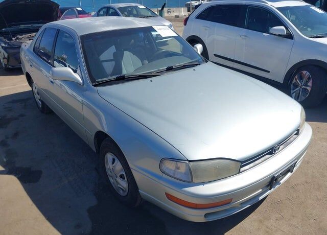 1994 TOYOTA Camry