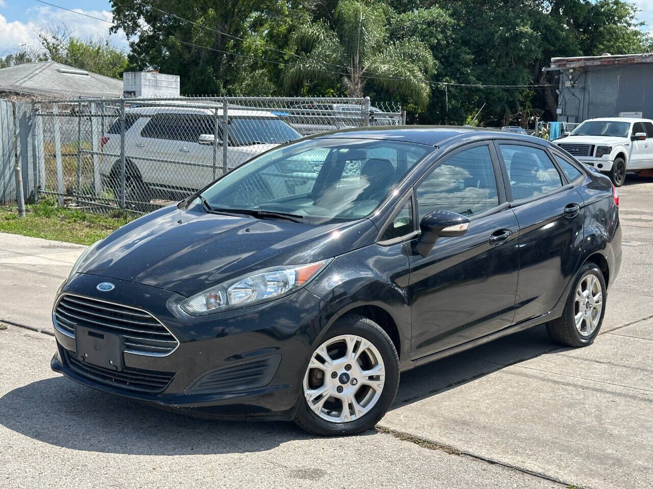 2014 FORD Fiesta