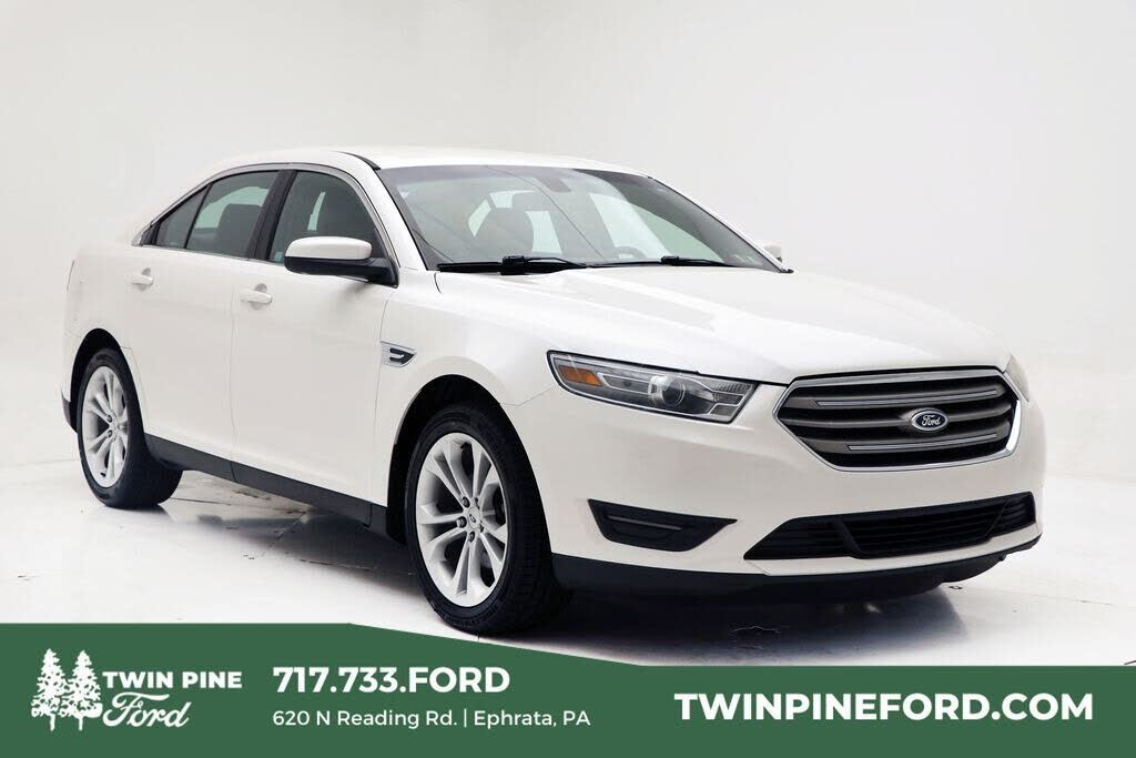 2013 FORD Taurus