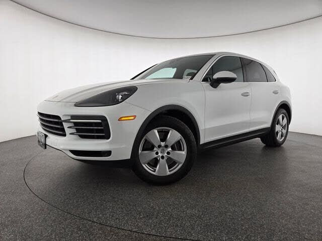 2023 PORSCHE Cayenne