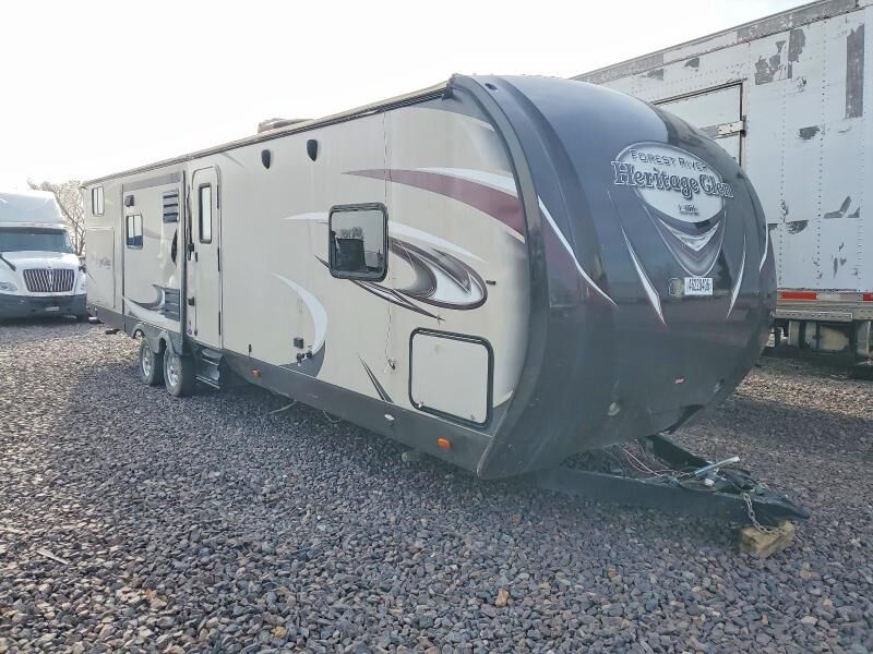 2015 FOREST RIVER Wildwood Laminated Towables