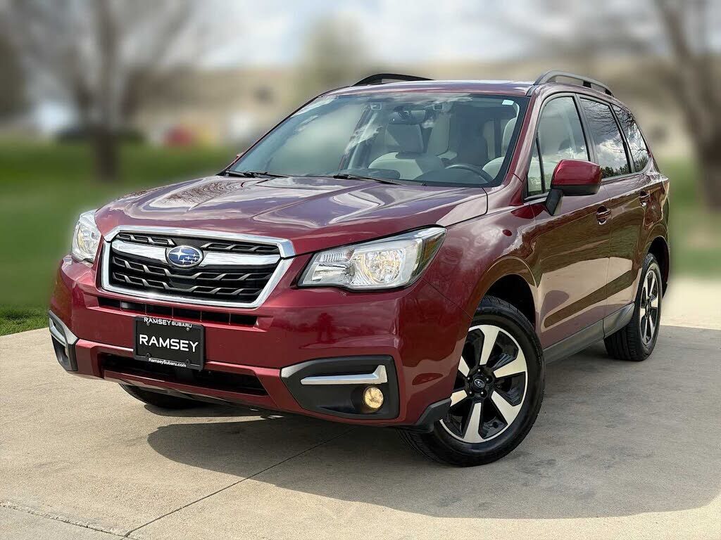 2017 SUBARU Forester