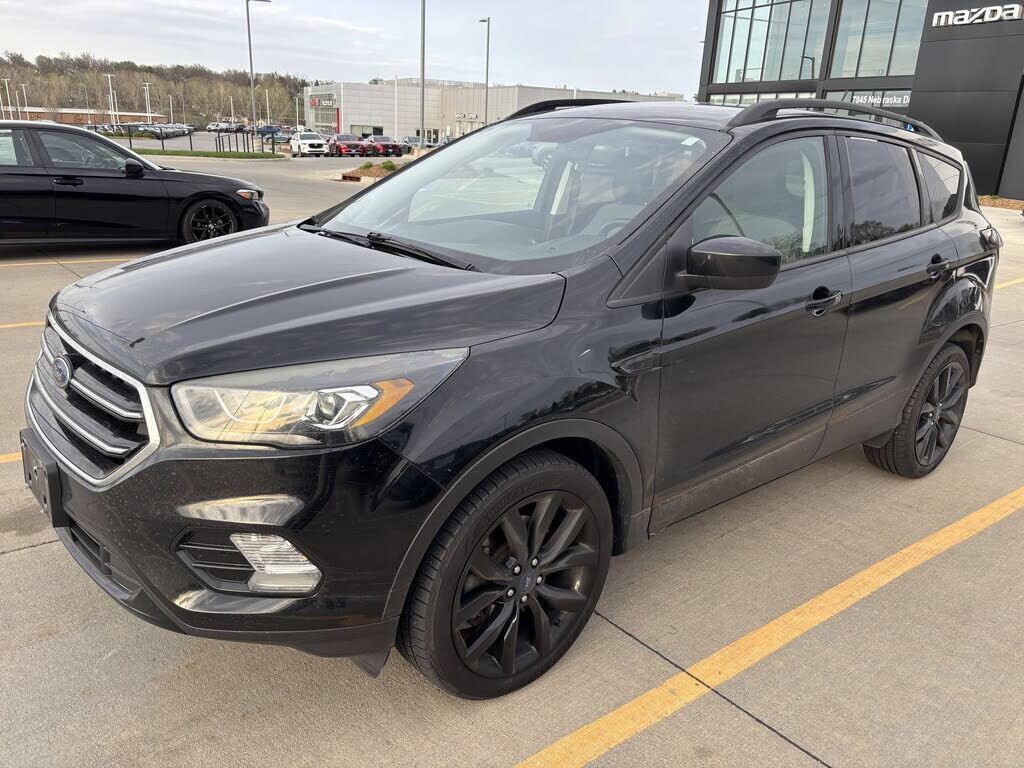 2018 FORD Escape