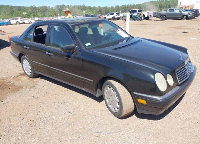 1998 MERCEDES-BENZ E-Class