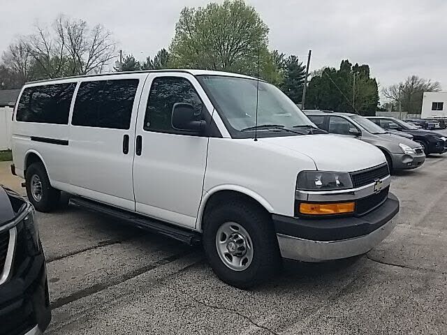 2019 CHEVROLET Express