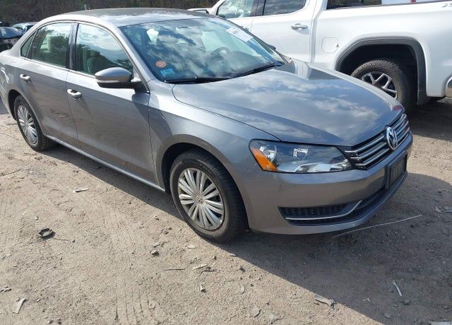 2014 VOLKSWAGEN Passat