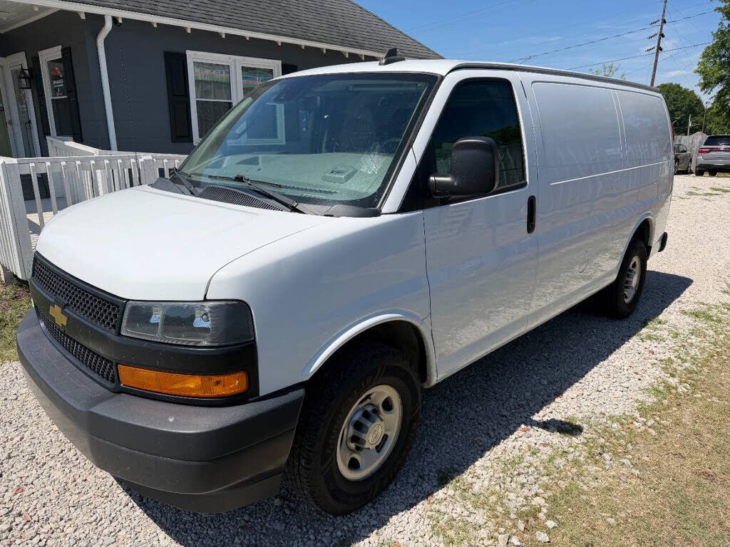 2021 CHEVROLET Express