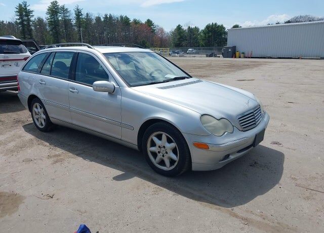 2004 MERCEDES-BENZ C-Class