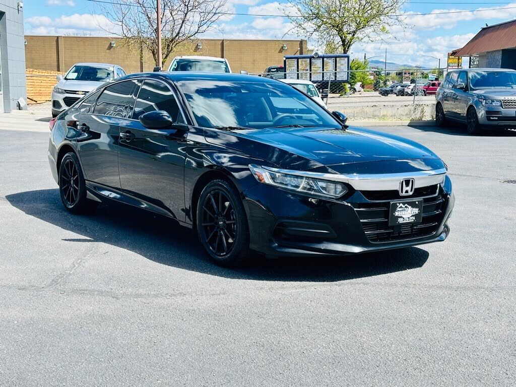 2018 HONDA Accord