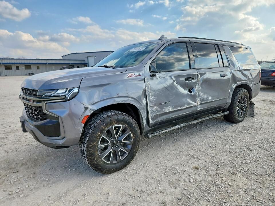 2022 CHEVROLET Suburban