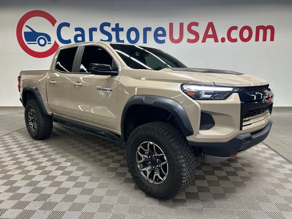 2023 CHEVROLET Colorado