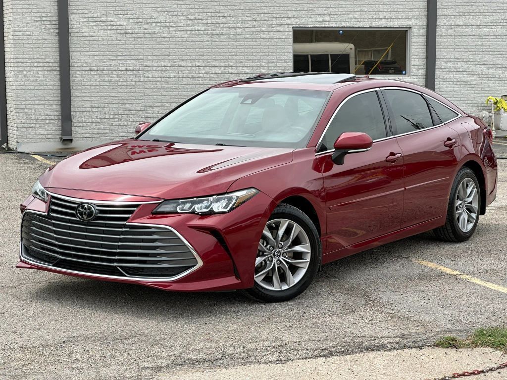 2019 TOYOTA Avalon