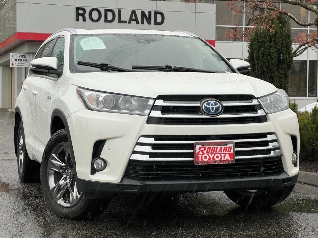 2017 TOYOTA Highlander