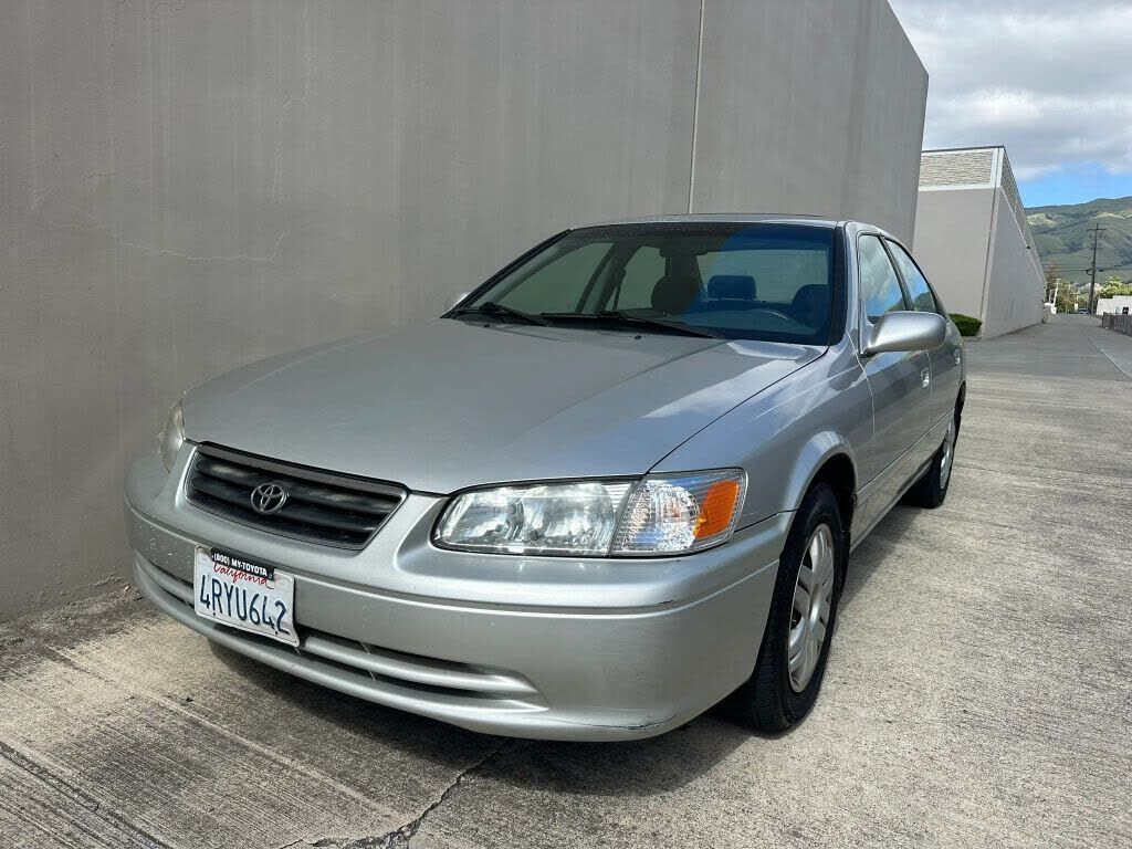2001 TOYOTA Camry