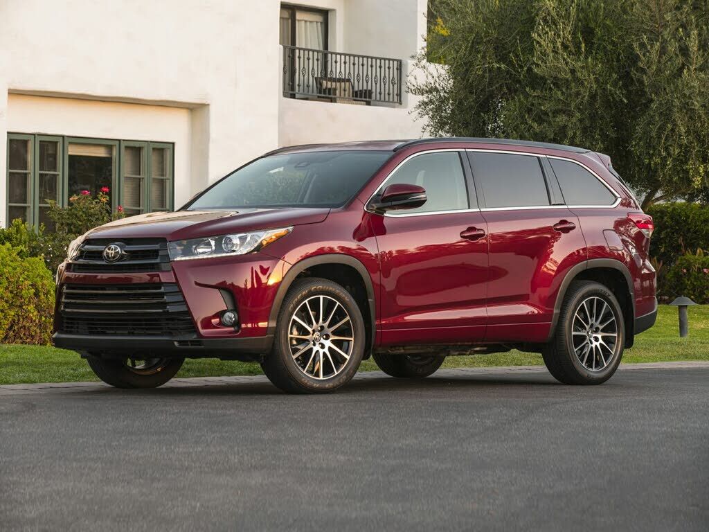 2019 TOYOTA Highlander