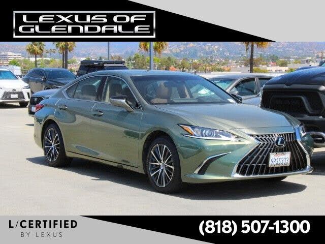 2025 LEXUS ES