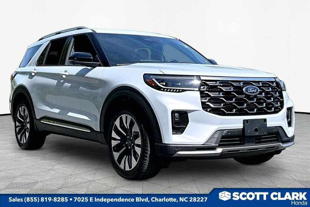 2025 FORD Explorer