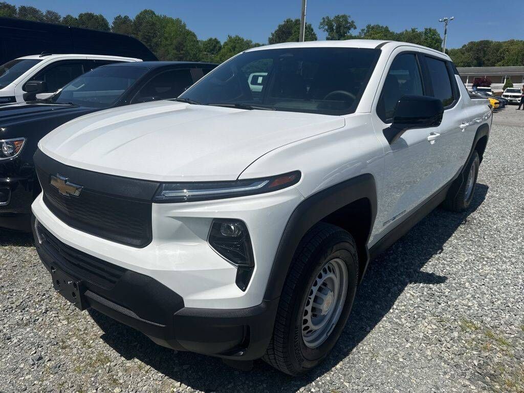 2024 CHEVROLET Silverado EV