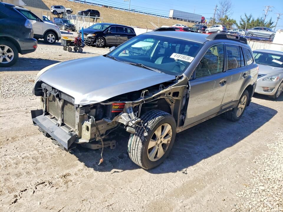2011 SUBARU Outback