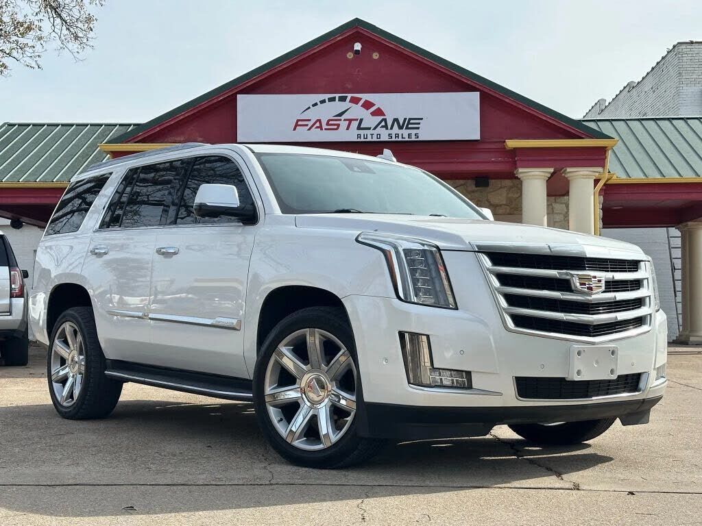 2018 CADILLAC Escalade
