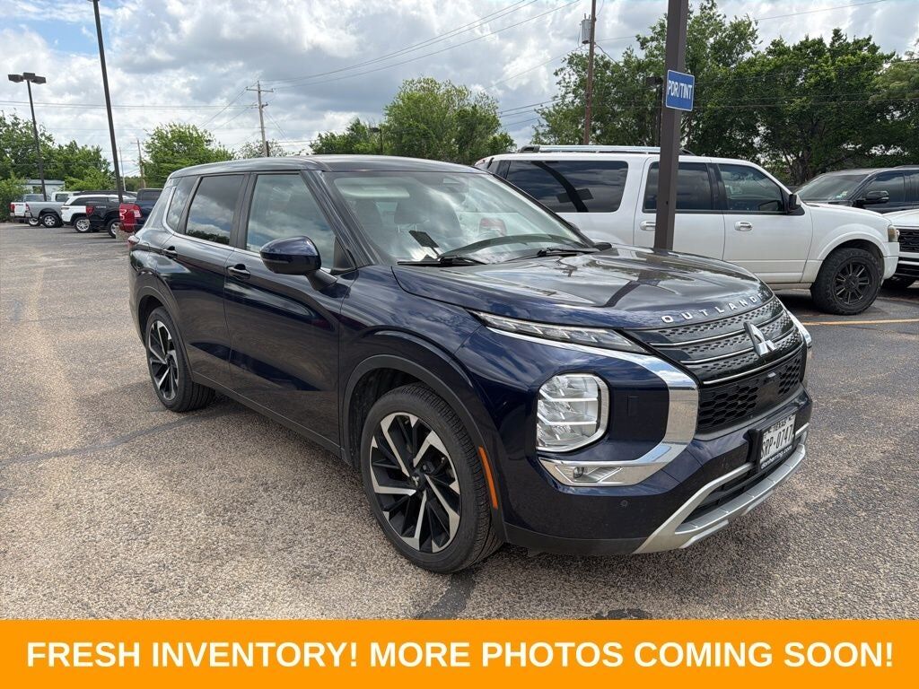 2022 MITSUBISHI Outlander