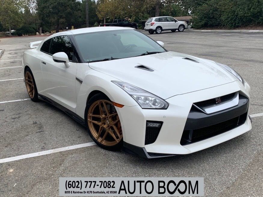 2018 NISSAN GT-R
