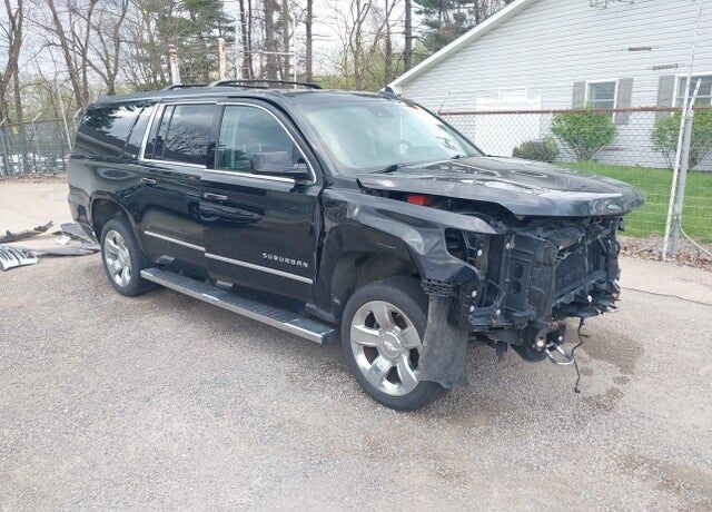 2019 CHEVROLET Suburban