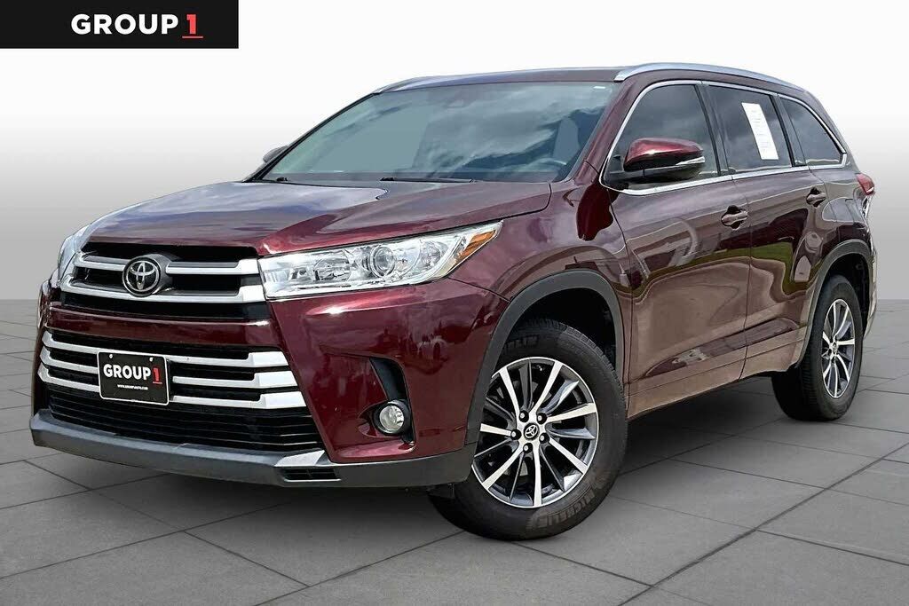 2017 TOYOTA Highlander