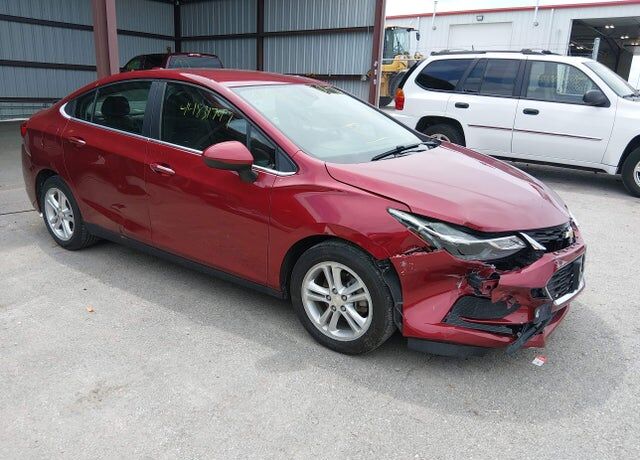 2018 CHEVROLET Cruze