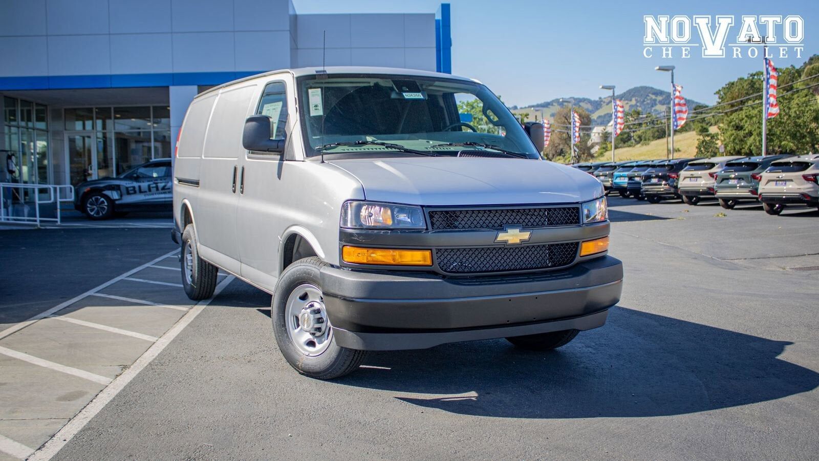 2026 CHEVROLET Express