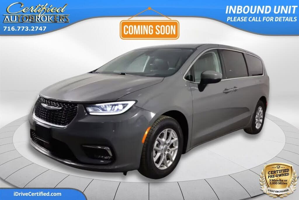 2023 CHRYSLER Pacifica